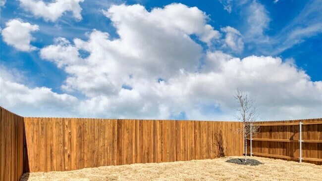 Building Photo - 641 Fallow Dr