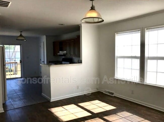 Building Photo - 89 Fickley Dr