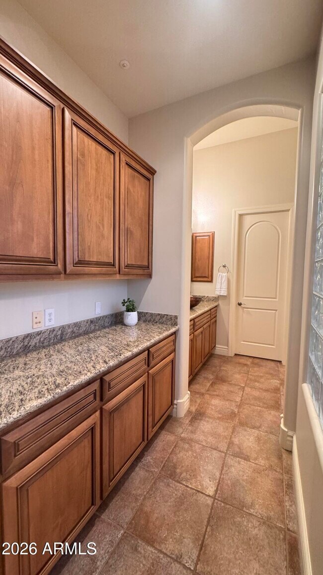 Building Photo - 10919 E Onyx Ct