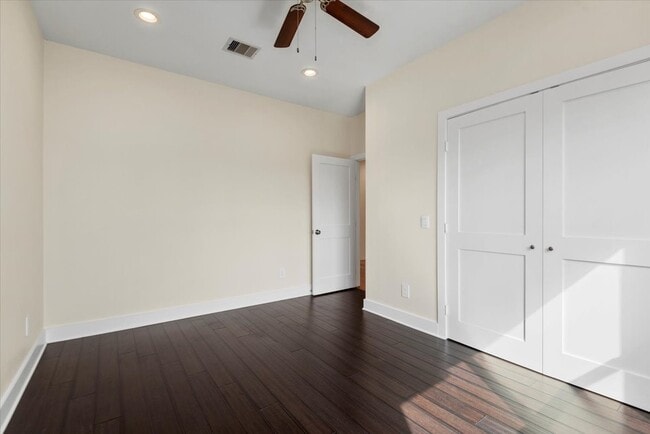 Building Photo - 2002 Lynnfield St