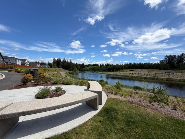 Building Photo - Stunning 2024 Bonney Lake/Tehaleh Home