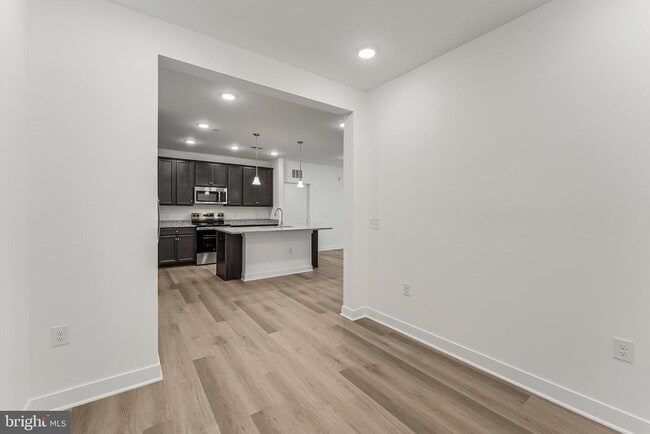 Building Photo - 21731 Dovekie Ter