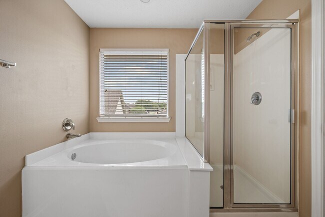 Building Photo - 8714 Thistlemoor Ln