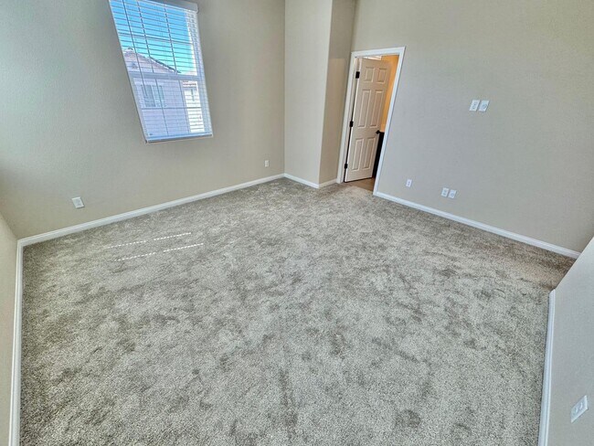 Building Photo - RICHMOND AMERICAN DESIGNER HOME FEATURING ...