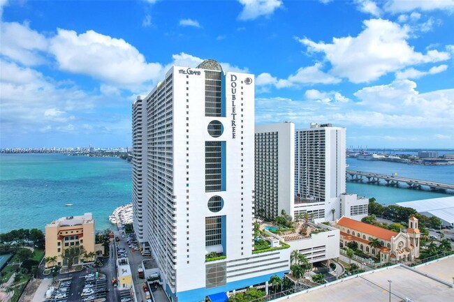 Building Photo - 1717 N Bayshore Dr