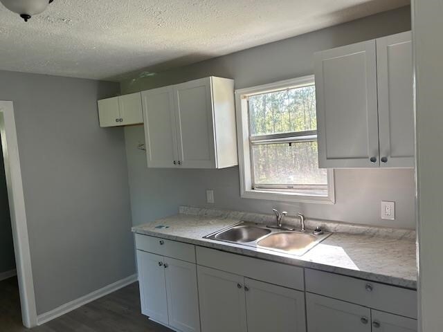 Building Photo - 321 Circle Heights Dr