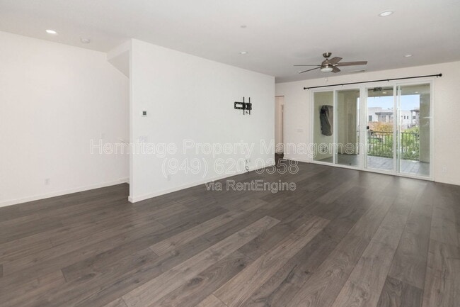 Building Photo - 341 Magnet