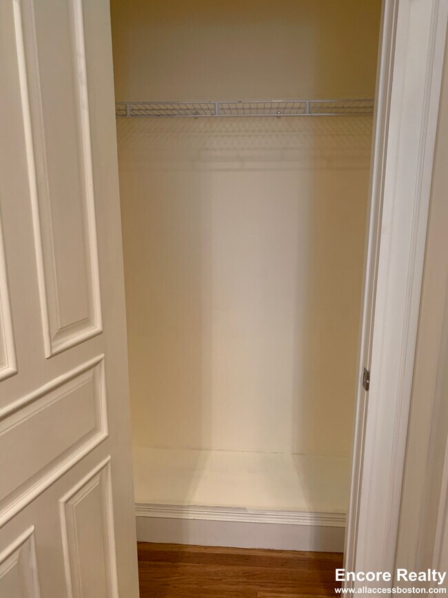 Building Photo - 195 Commonwealth Ave