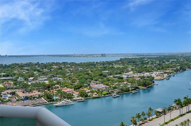 Building Photo - 4775 Collins Ave