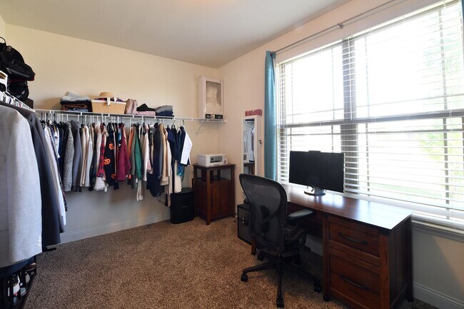 Building Photo - 72 Kimball Grove Ct