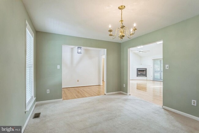 Building Photo - 14610 Balsam Ct