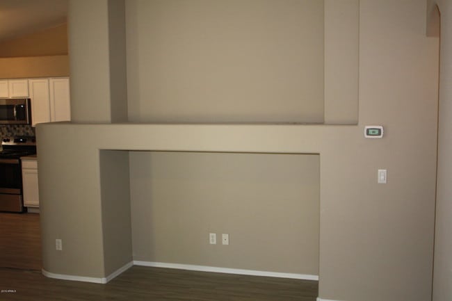 Building Photo - 6123 N 135th Dr