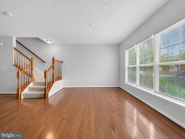 Building Photo - 6055 Wicker Ln