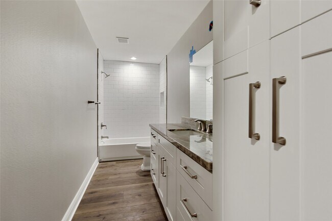 Building Photo - 202 Brandywyne Dr