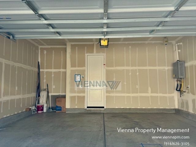 Building Photo - 3303 Hummingbird Ct