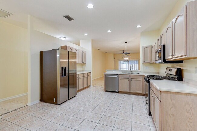 Building Photo - 19332 Everton Pl