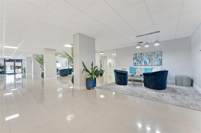 Building Photo - 1600 S Ocean Dr