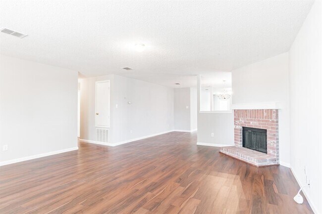 Building Photo - 3335 Lipizzan Dr