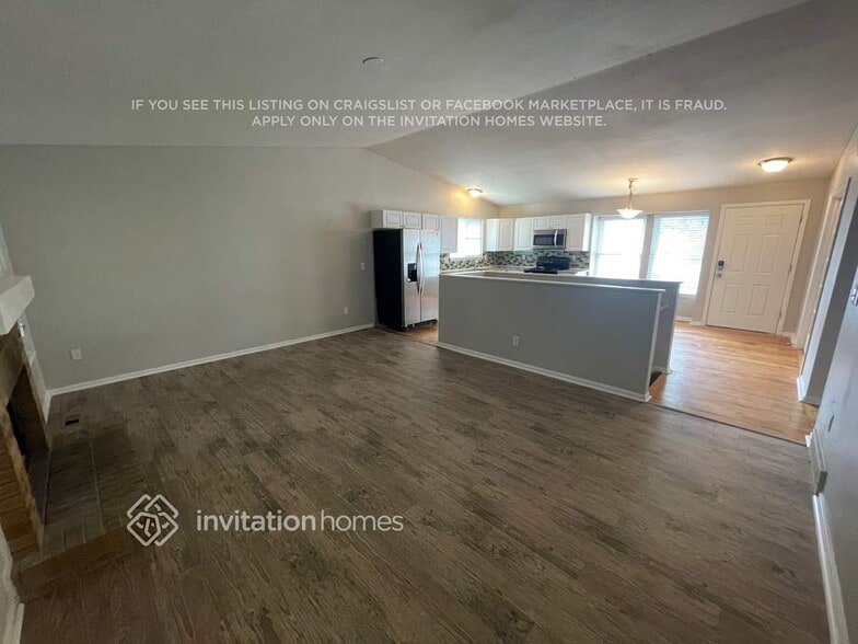 Building Photo - 12448 Bellaire St