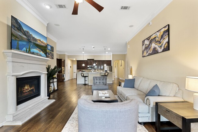 Building Photo - 13306 Misting Falls Ln