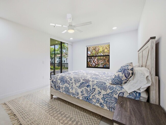 Building Photo - 5157 Floria Way