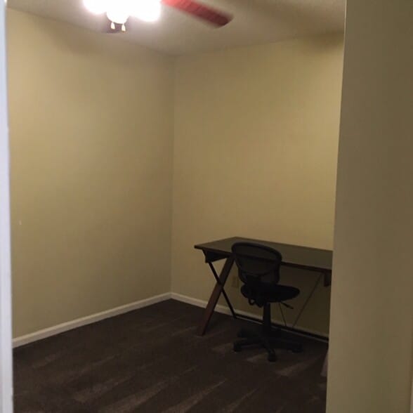 Bedroom - 119 W Carolina Ave