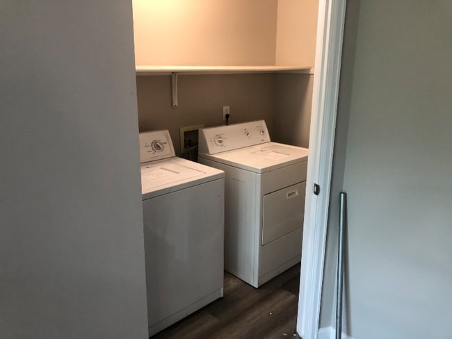 Building Photo - 2626 W Pikes Peak Ave