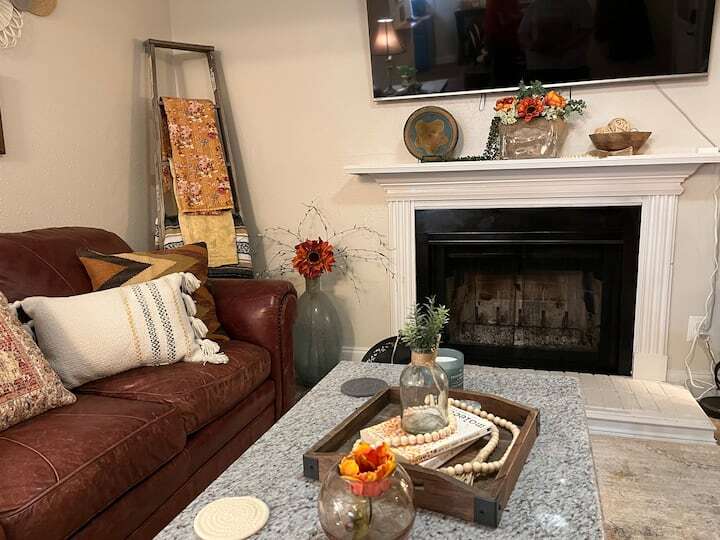 Apt D Upstairs - 12102 Carriage Ct SE