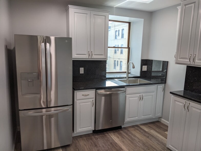 Kitchen Sink Area (comes with dishwasher) - 310 Semple St