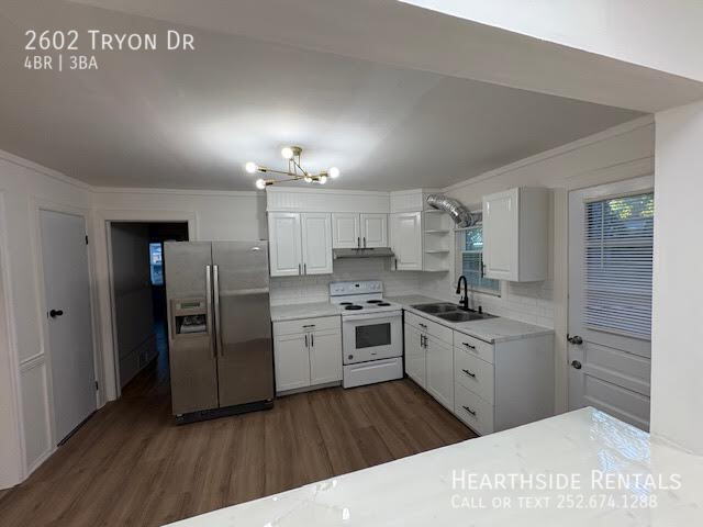 Building Photo - 2602 Tryon Dr