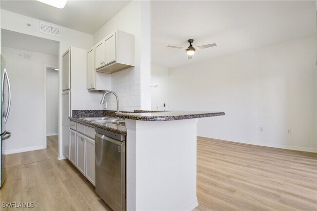 Building Photo - 7925 Preserve Cir