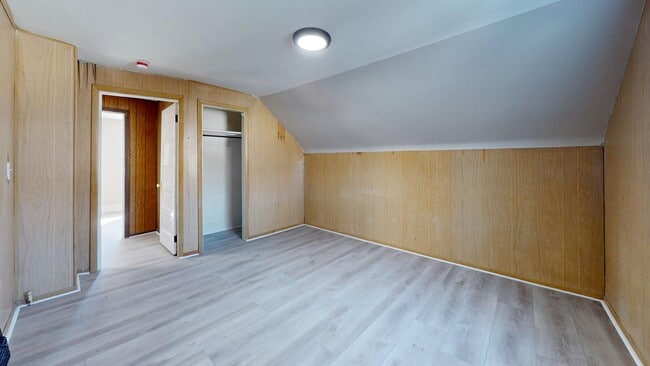 Building Photo - Slavic Village - 4 Bedroom - Single Family Home