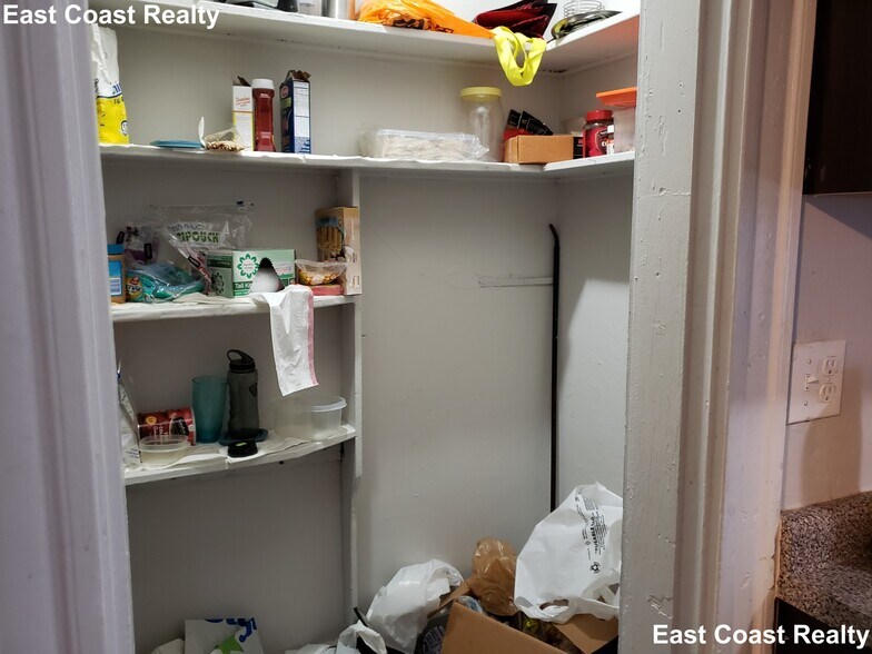 Building Photo - 1114 Commonwealth Ave