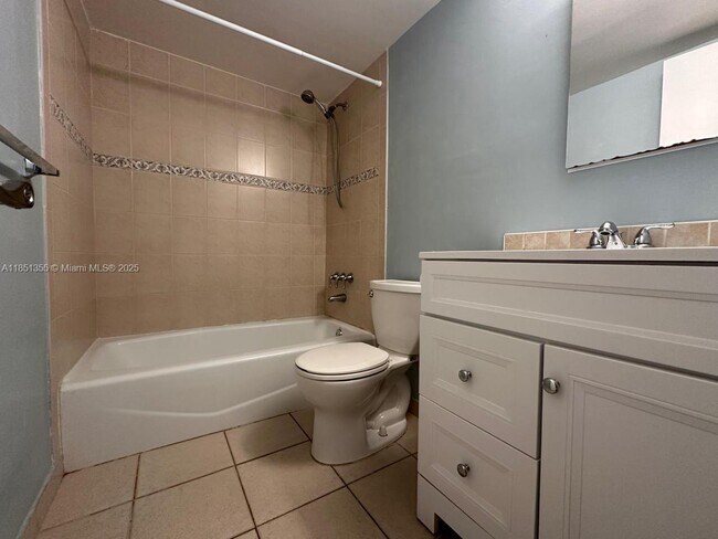 Building Photo - 8335 SW 72nd Ave