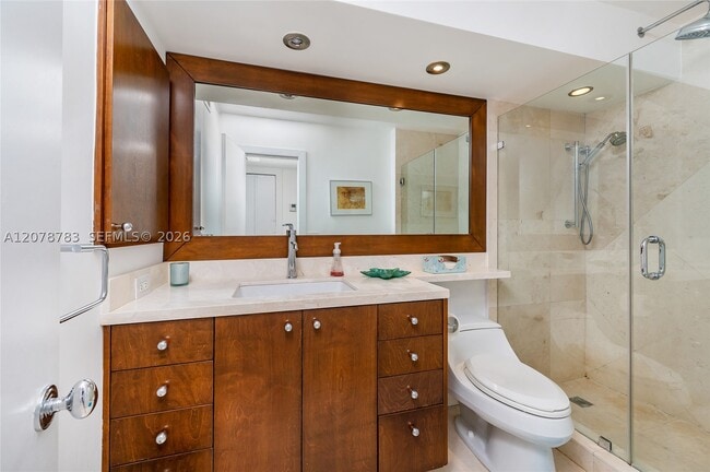 Building Photo - 613 Ocean Dr