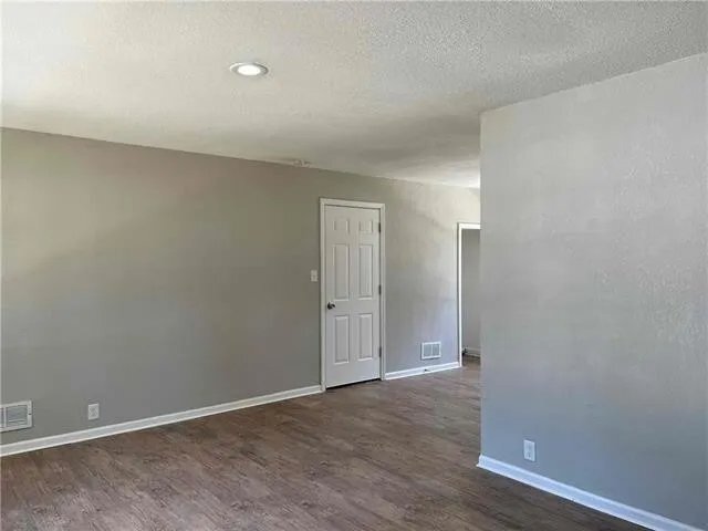 Building Photo - 11117 Bristol Terrace