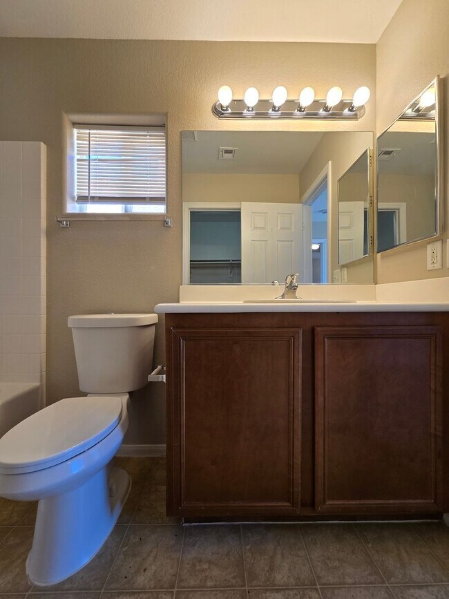 Building Photo - A Fabulous 3 Bed, 2.5 Bath, 2 Story Home W...