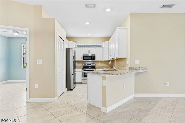 Building Photo - 14050 Pine Lodge Ln
