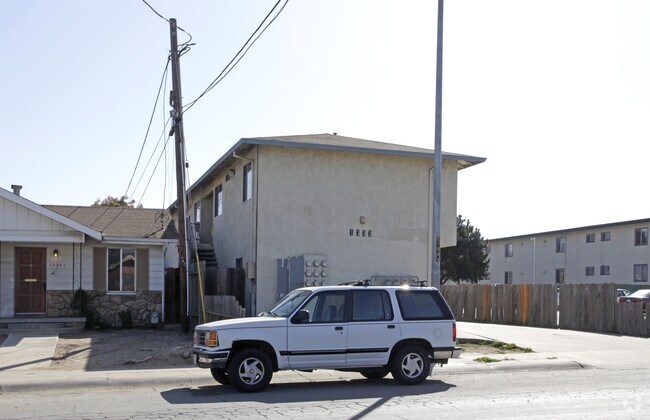 Building Photo - 1333 Garner Ave