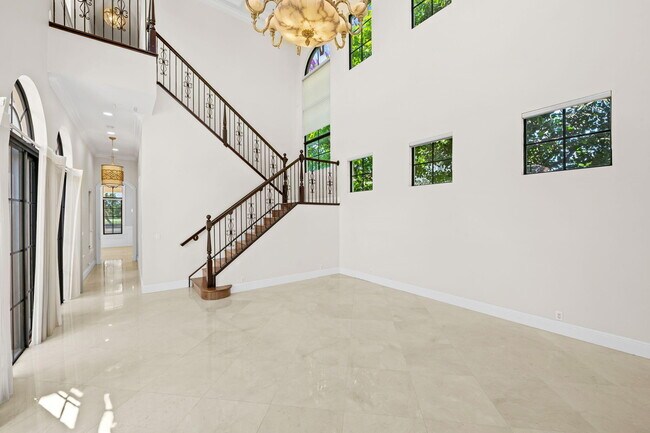 Building Photo - 7040 Long Leaf Dr