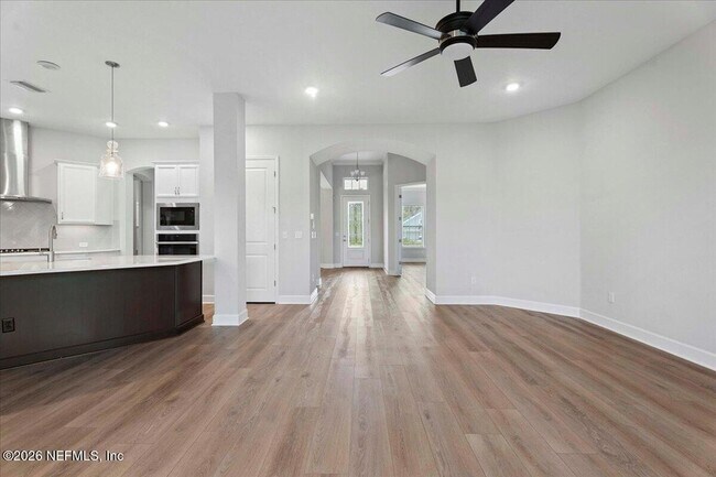 Building Photo - 52 Clarendon Rd