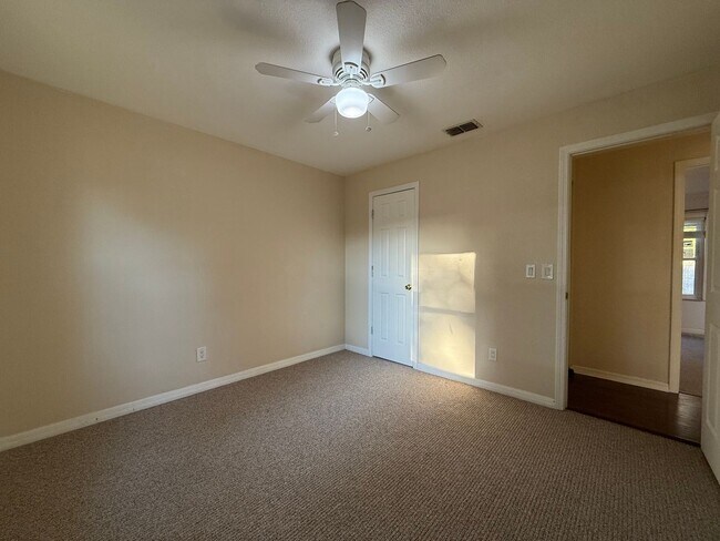 Building Photo - Beautifully updated 4-bedroom, 2-bathroom pool home