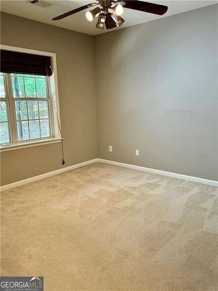 Building Photo - 3389 Lathenview Ct