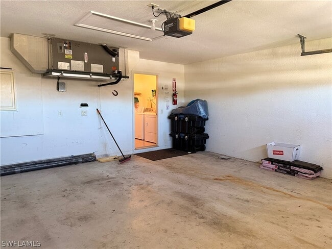 Building Photo - 3737 SW 12th Pl