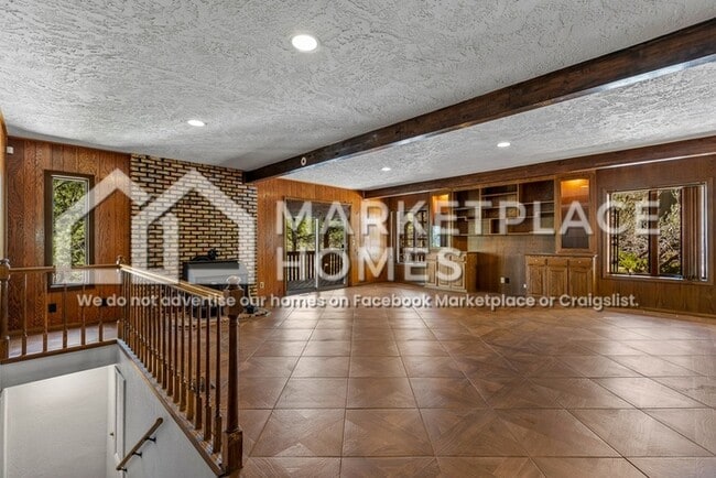 Building Photo - 2155 N Rio De Flag Dr