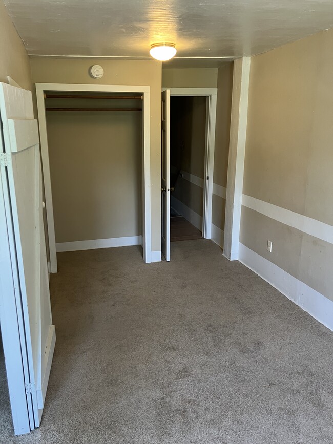 Bedroom 2 - N8129 Franklin Rd