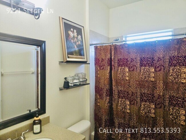 Building Photo - 9211 Seeger Ln