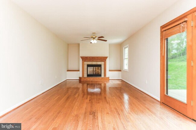 Building Photo - 4720 Ilchester Rd
