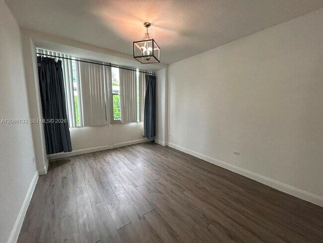 Building Photo - 7545 E Treasure Dr