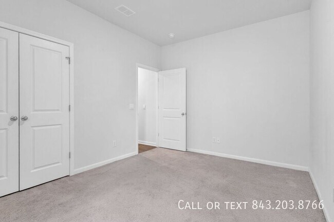 Building Photo - 212 Sweet Cherry Ln